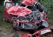 یلاپورمیں بھیانک سڑک حادثہ؛ لاری کی ٹکر میں کار پر سوار چاروں لوگ ہلاک
