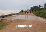 بھٹکل سمیت ساحلی کرناٹکا میں 'ٹاوکٹے' طوفان  کا اثر؛ طوفانی ہواوں کے ساتھ  جاری ہے بارش؛  کئی مکانوں کی چھتیں اُڑ گئیں، بھٹکل میں ایک کی موت