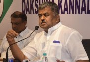 Hariprasad flays MP, MLAs over exorbitant toll collection