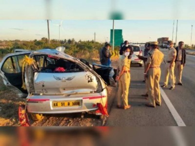 کرناٹک کے داونگیرے میں خطرناک سڑک حادثہ؛ سات کی موت