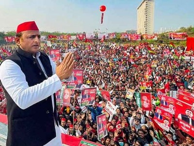 UP polls: Akhilesh Yadav to contest elections from family bastion in Mainpuri
