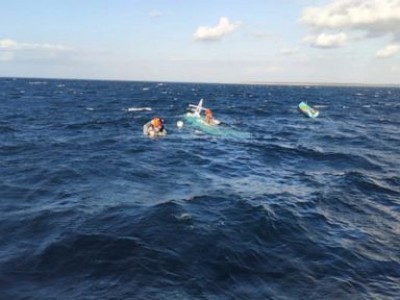 15 fishermen missing as boat capsizes in eastern Indonesia