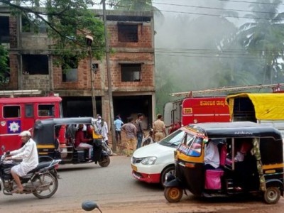 Goods worth lakhs burn to ashes as fire razes in a house in Bhatkal; 4 escaped unhurt