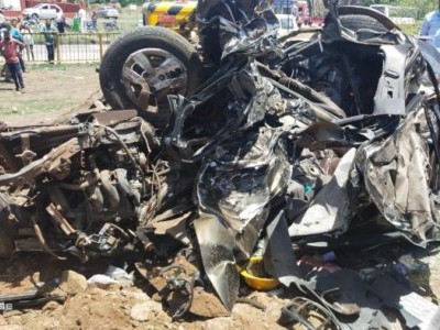 بیلگاوی میں لاری اور کار کے درمیان ٹکر 4 افراد ہلاک 