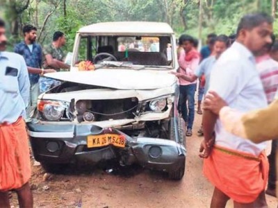 Beltangadi: Collision between car and bus - 1 killed and 7 injured 