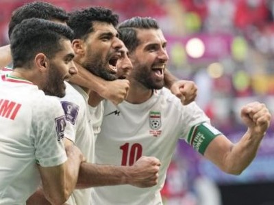 فیفا عالمی کپ 2022: ایران نے ویلس کو دی  دو گول سے شکست ،  جیت کے ساتھ ہی ایران کے حوصلے بلند، اگلے دور کے لئے امیدیں برقرار