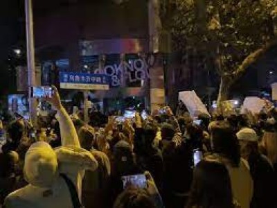 Protesters chant 'step down CCP' in Shanghai against China's zero-Covid policy