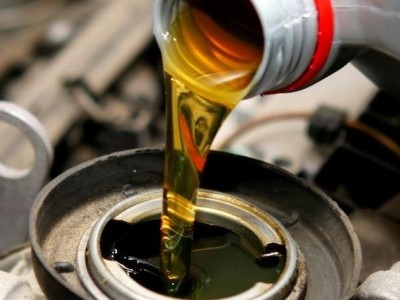 پٹرول اور ڈیزل کی قیمتیں مستحکم، خام تیل 90ڈالر فی بیرل سے نیچے