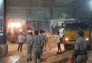 کرناٹک کے وجے پورا کے ایک پلانٹ میں پروسیسنگ یونٹ منہدم؛ سات مزدوروں کی موت؛ سترہ گھنٹوں کے آپریشن کے بعد نعشیں برآمد