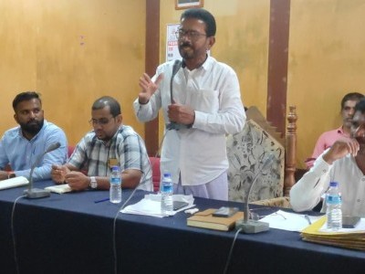 Bhatkal: Resolution passed for inviting new tender of municipal shops amidst heated argument