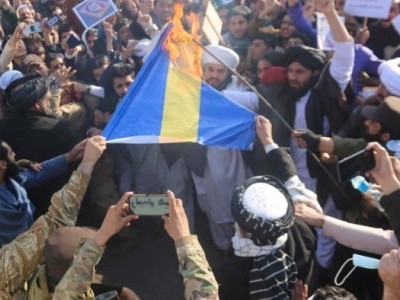 قرآن کو جلانے کے خلاف مظاہروں میں شدت