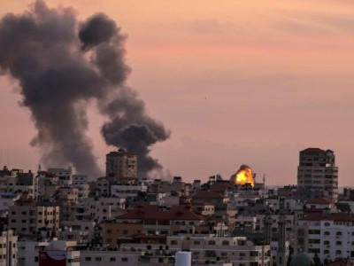 غزہ کی پٹی میں حماس کے ٹھکانوں پر اسرائیلی فوج کا حملہ