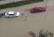 متحدہ عرب امارات میں شدید بارش؛ نظام زندگی مفلوج، عمان میں 18 افراد جاں بحق