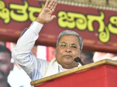 وزیراعلیٰ سدارامیا نے کرناٹک میں بیس سیٹوں پرجیت درج کرنے کا ظاہر کیا عزم