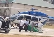 مغربی بنگال کی وزیراعلی ممتا بنرجی پھر زخمی، ہیلی کاپٹر میں چڑھتے وقت لڑکھڑا کر گر گئیں