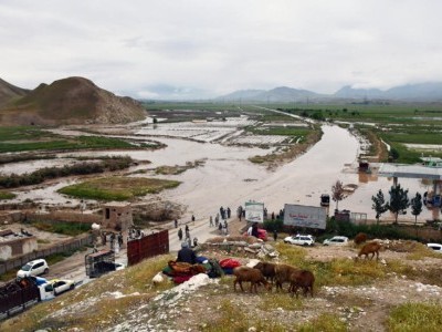 افغانستان: سیلابی صورتحال، 300؍ افراد ہلاک، سیکڑوں لاپتہ
