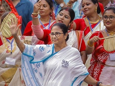 مرکز میں انڈیا اتحاد کی حکومت بنی تو ترنمول کانگریس باہر سے حمایت کرے گی: ممتا بنرجی
