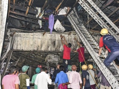 راجکوٹ: گیمنگ زون میں آگ لگنے سے 12 بچوں سمیت 27 افراد ہلاک 