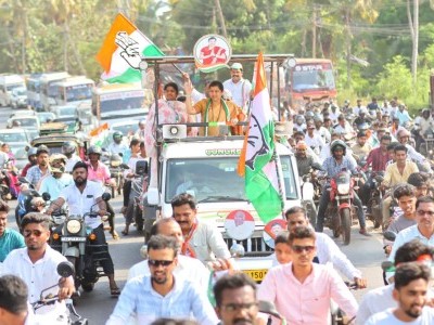 Congress Candidate Dr. Anjali Nimbalkar Leads Thrilling Bike Rally from Bhatkal to Kumta