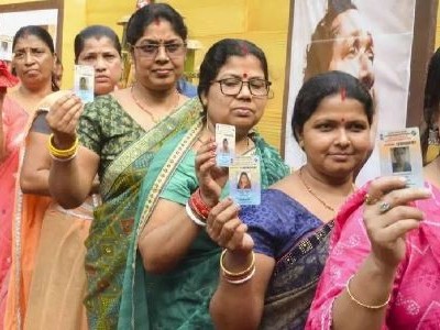 لوک سبھا انتخابات کے تیسرے مرحلے کیلئے اتنخابی مہم ختم، کرناٹک کے 14 حلقوں سمیت 12 ریاستوں کی 94 لوک سبھا سیٹوں کیلئے کل ہوگی ووٹنگ